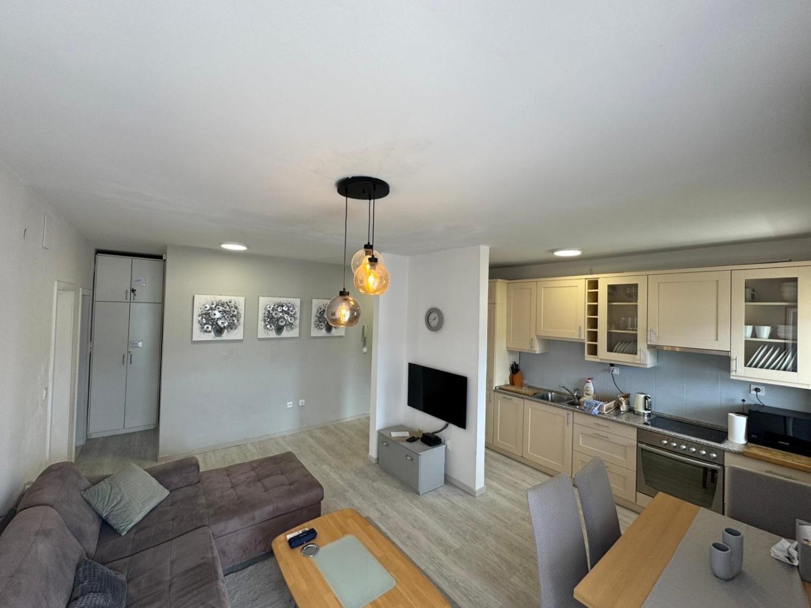 Apartment Topla Herceg Novi Eksteriør bilde